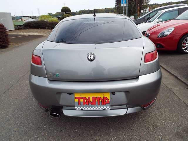 ALFA ROMEO GT 2006-03 1935-15