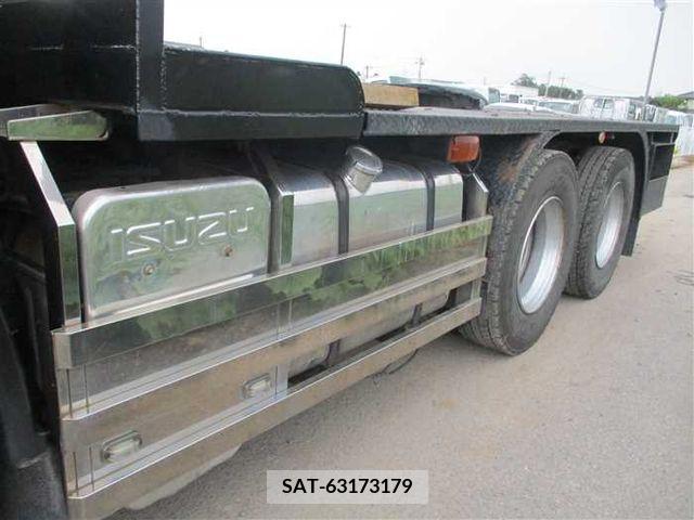 Isuzu GIGA 2003-03 270713-17