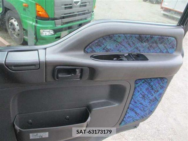Isuzu GIGA 2003-03 270713-7
