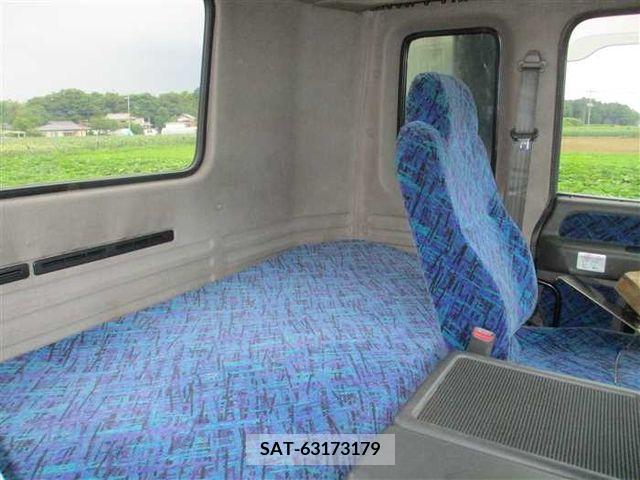 Isuzu GIGA 2003-03 270713-6