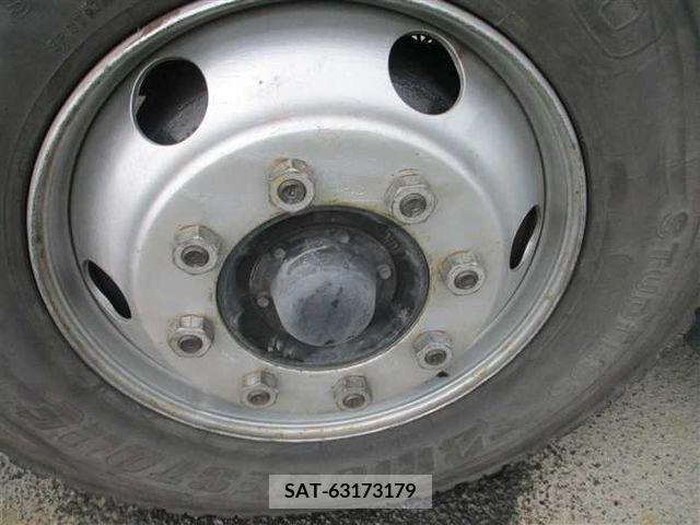 Isuzu GIGA 2003-03 270713-15