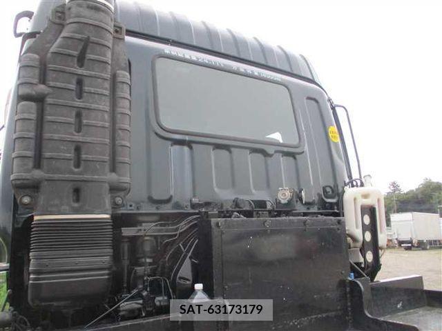 Isuzu GIGA 2003-03 270713-14