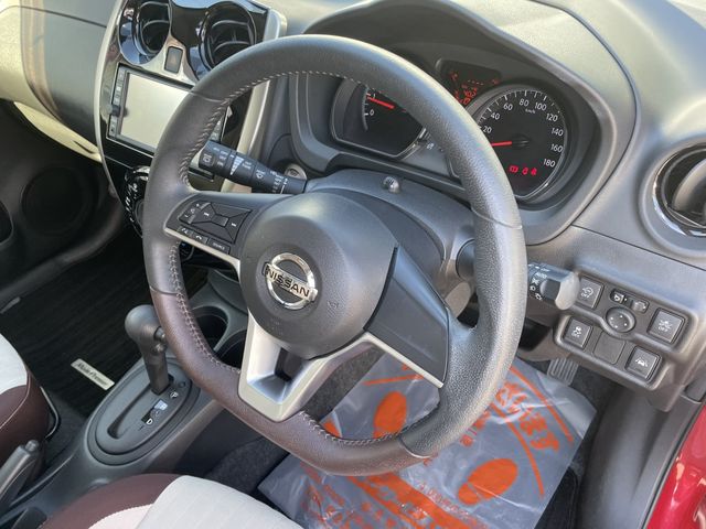 Nissan NOTE 2017-03 6973-8