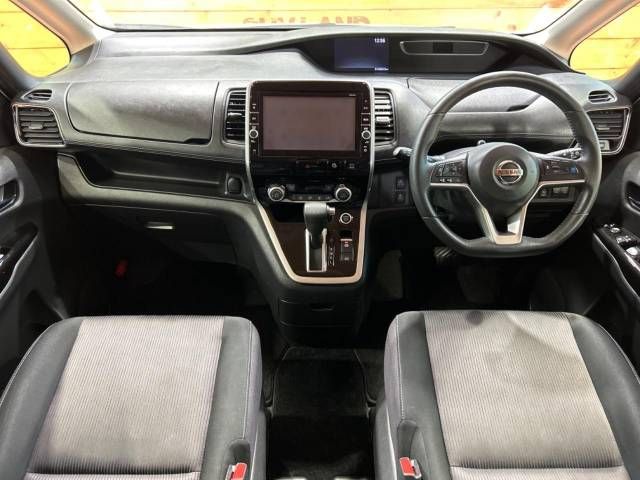Nissan SERENA 2016-11 28264-1