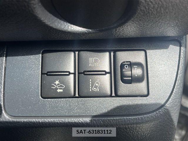Toyota SIENTA 2020-06 342994-15