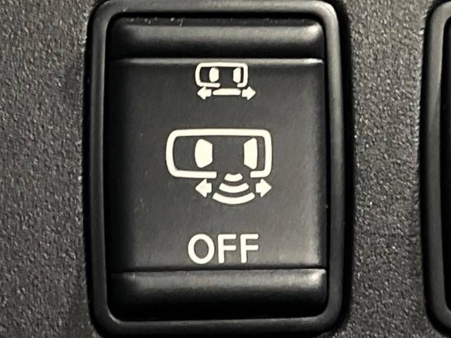 Nissan SERENA 2018-06 193769-5