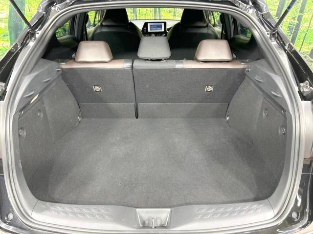 Toyota C-HR 2018-05 194402-10