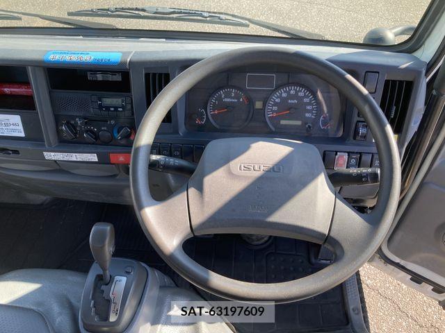 Isuzu ELF TRUCK 2016-08 213815-7