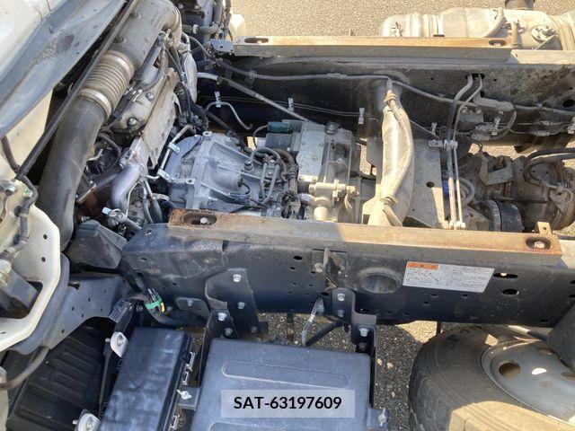 Isuzu ELF TRUCK 2016-08 213815-17