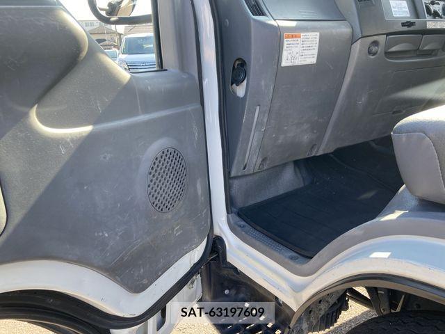 Isuzu ELF TRUCK 2016-08 213815-8