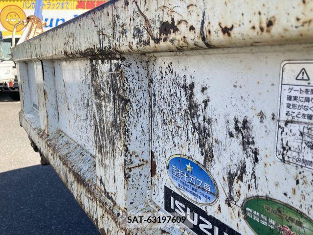 Isuzu ELF TRUCK 2016-08 213815-11
