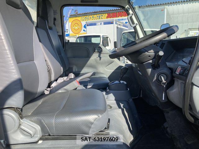 Isuzu ELF TRUCK 2016-08 213815-5