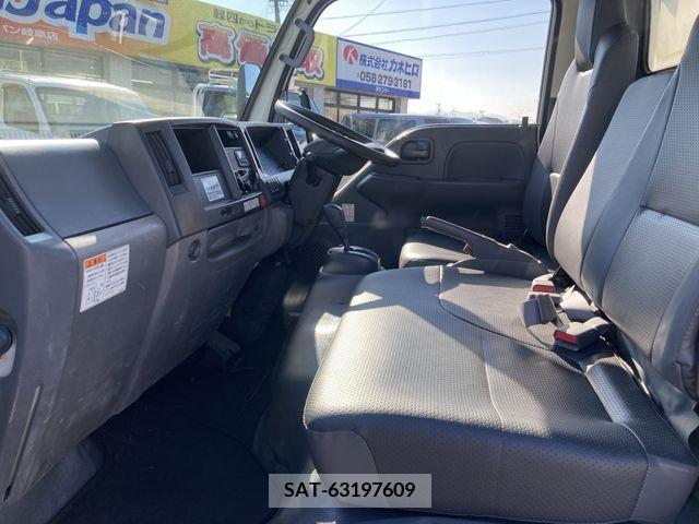 Isuzu ELF TRUCK 2016-08 213815-6