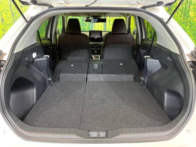 Toyota YARIS CROSS 2021-09 185155-10