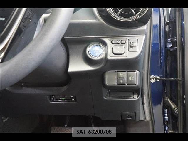 Toyota AQUA 2018-07 356326-13