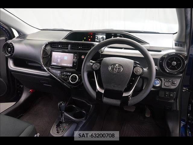 Toyota AQUA 2018-07 356326-1