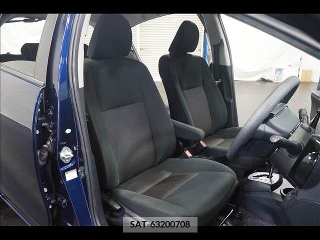 Toyota AQUA 2018-07 356326-16
