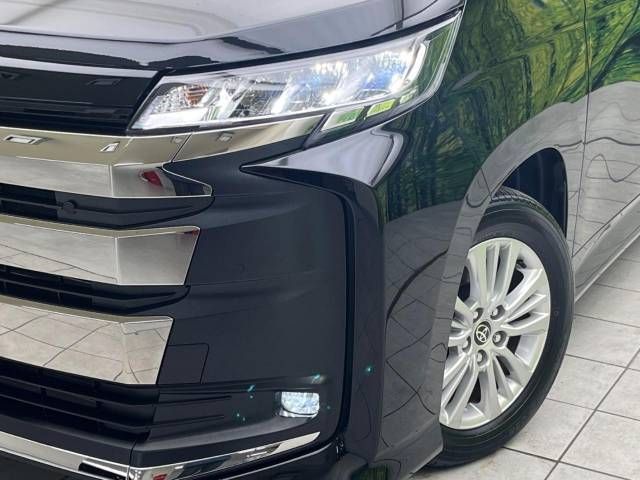 Toyota NOAH 2023-06 188923-13
