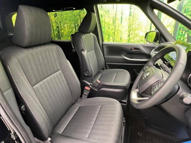 Toyota NOAH 2023-06 188923-8