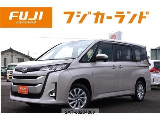 Toyota NOAH 2022-03 383345-0