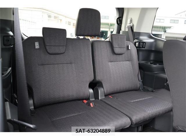 Toyota NOAH 2022-03 383345-26