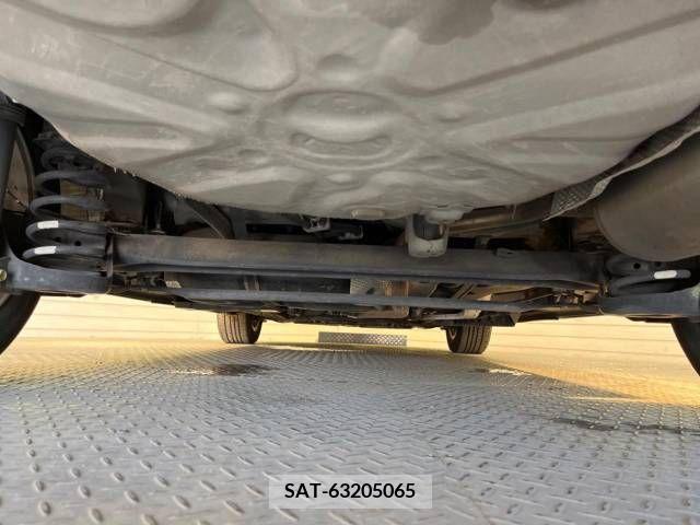 Toyota PRIUS ALPHA 2015-12 366778-19