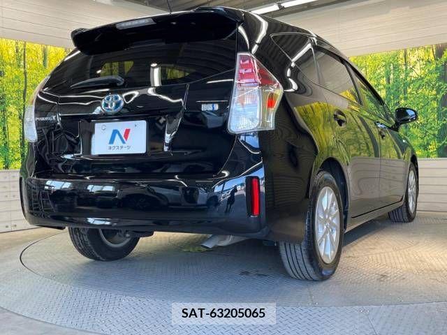 Toyota PRIUS ALPHA 2015-12 366778-17