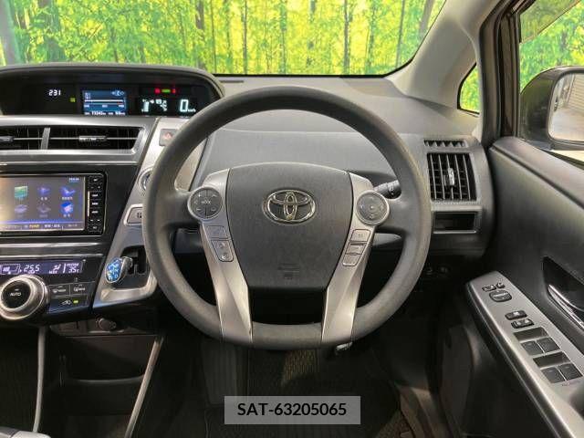 Toyota PRIUS ALPHA 2015-12 366778-11