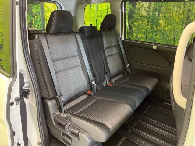 Nissan SERENA 2022-01 17605-9