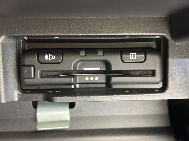 Nissan SERENA 2022-01 17605-7