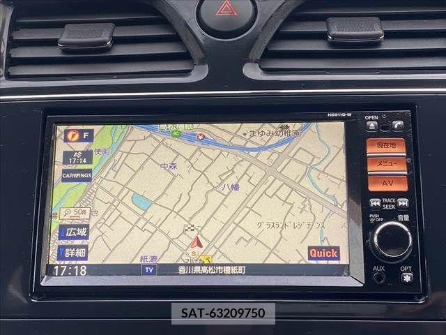 Nissan SERENA 2012-01 352222-3