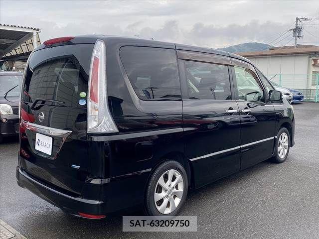 Nissan SERENA 2012-01 352222-12
