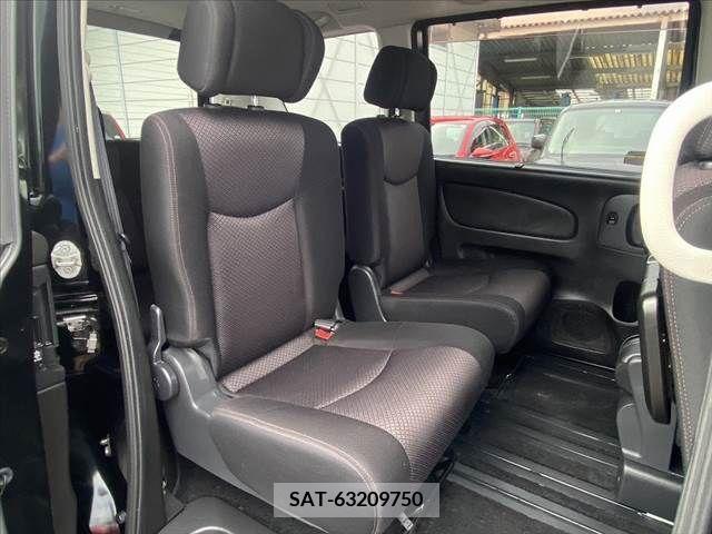 Nissan SERENA 2012-01 352222-21