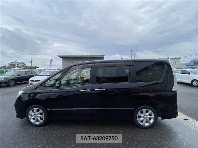 Nissan SERENA 2012-01 352222-9