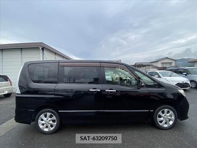 Nissan SERENA 2012-01 352222-8