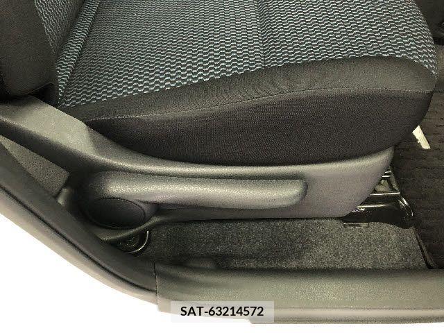 Nissan NOTE 2013-05 302308-11