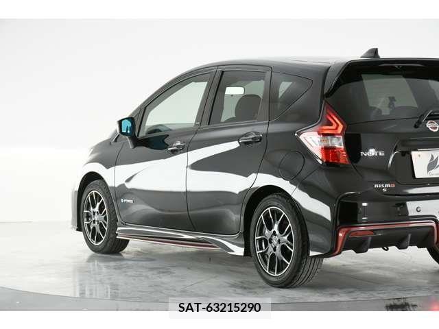 Nissan NOTE 2019-07 329596-8