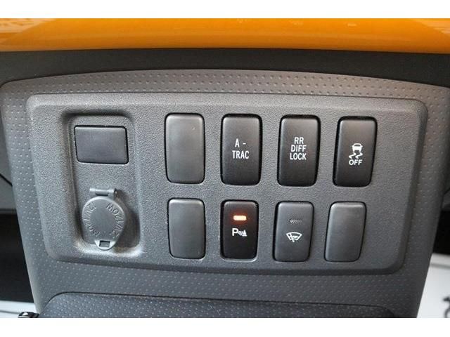 Toyota FJ CRUISER 2012-01 7111-16