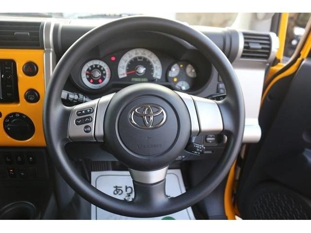 Toyota FJ CRUISER 2012-01 7111-13