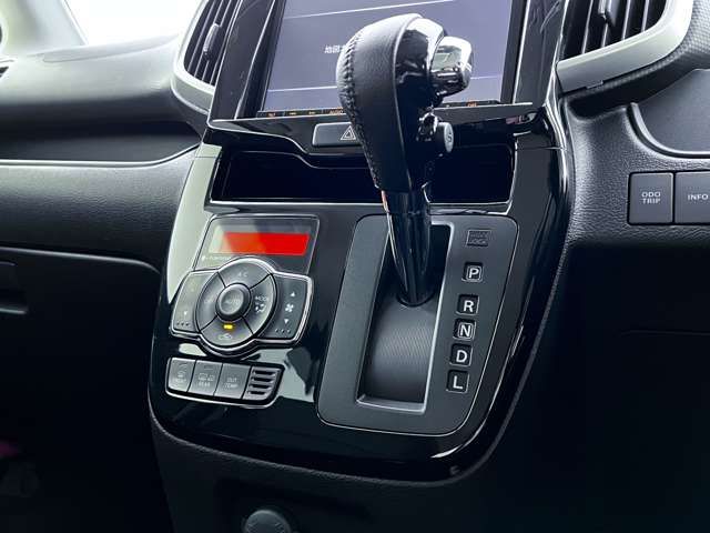 Suzuki SOLIO BANDIT 2017-11 18532-15