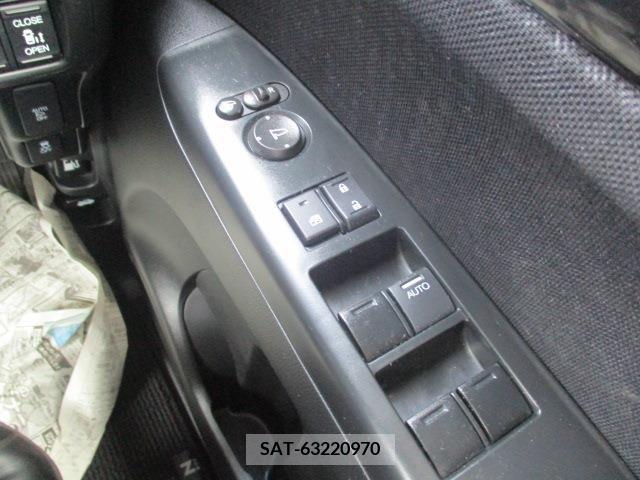 Honda N BOX CUSTOM 2016-10 329001-18