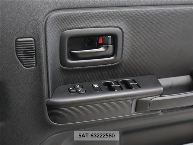 Suzuki SPACIA 2022-08 218215-3