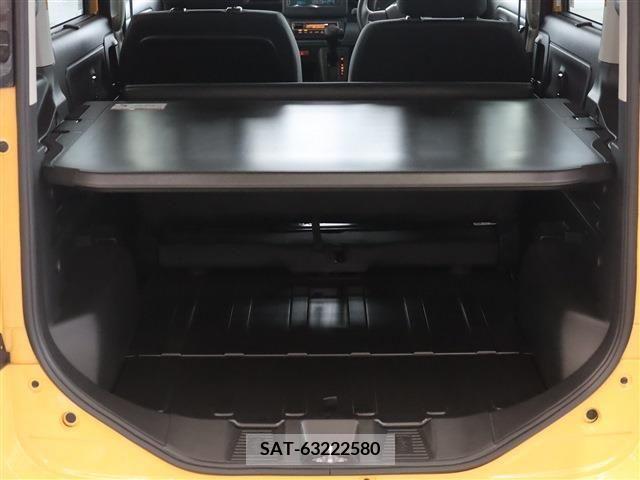 Suzuki SPACIA 2022-08 218215-16