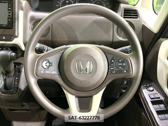 Honda N BOX 2022-11 278824-11