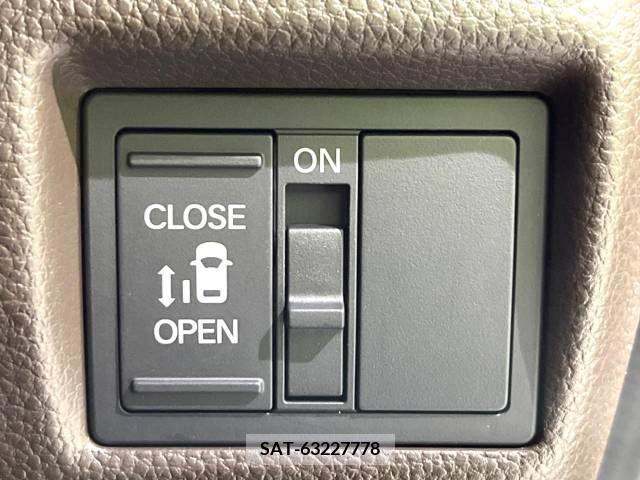 Honda N BOX 2022-11 278824-6