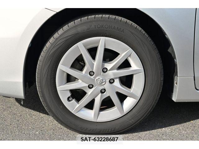 Toyota PRIUS ALPHA 2012-07 219283-6