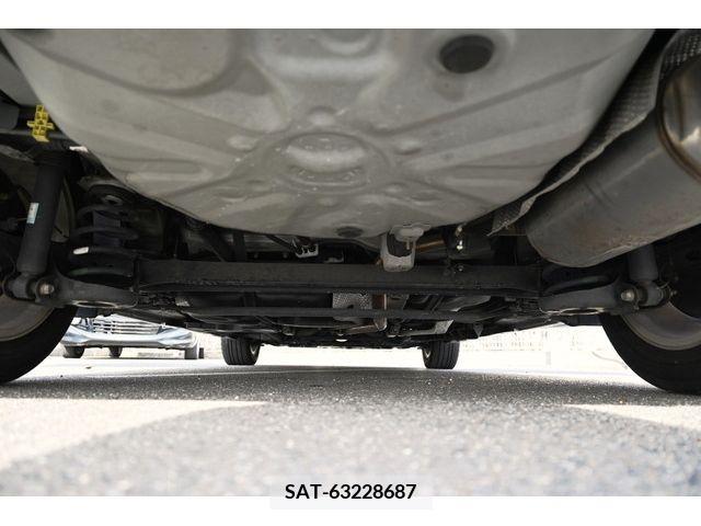 Toyota PRIUS ALPHA 2012-07 219283-8