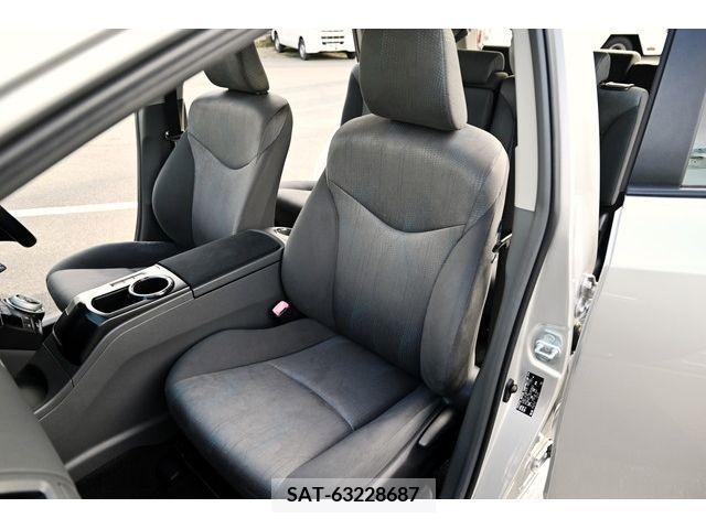Toyota PRIUS ALPHA 2012-07 219283-12
