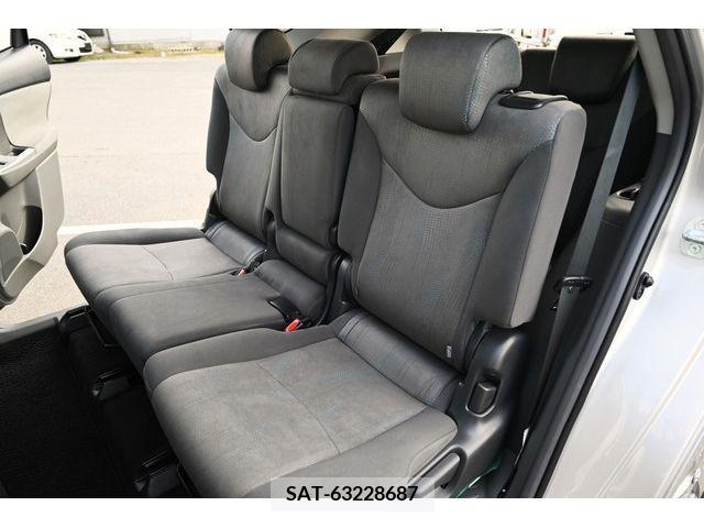 Toyota PRIUS ALPHA 2012-07 219283-13