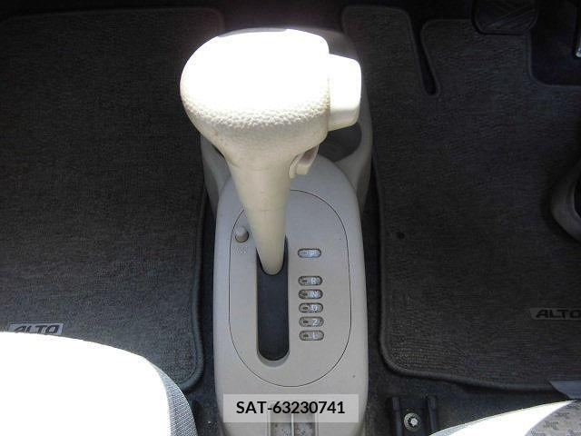 Suzuki ALTO 2011-10 259493-5